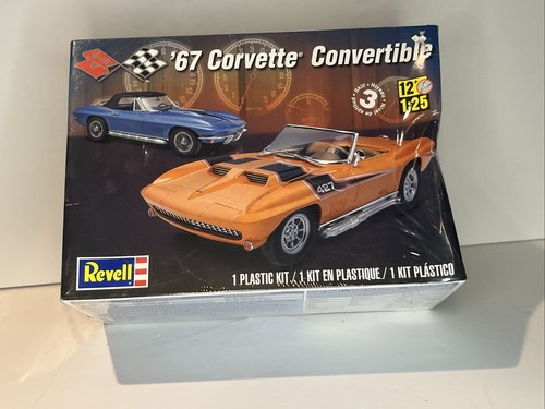 Revell model kit corvette - model,